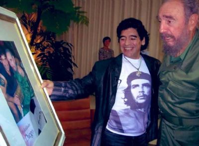Fidel castro vefat ettiğinde, ``O benim için ikinci bir baba gibiydi`` demişti. Fidel castro ile aynı günde vefat etti seni unutmayacağız