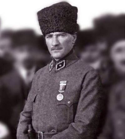 izler, Yani yeni Türkiye’nin genç evlatları! Yorulsanız dahi beni takip edeceksiniz